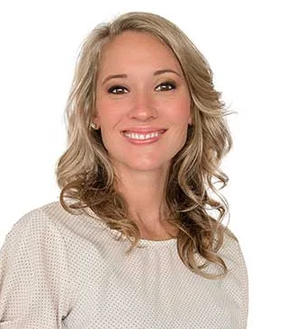 Portrait of Kesa Longfellow, Realtor
