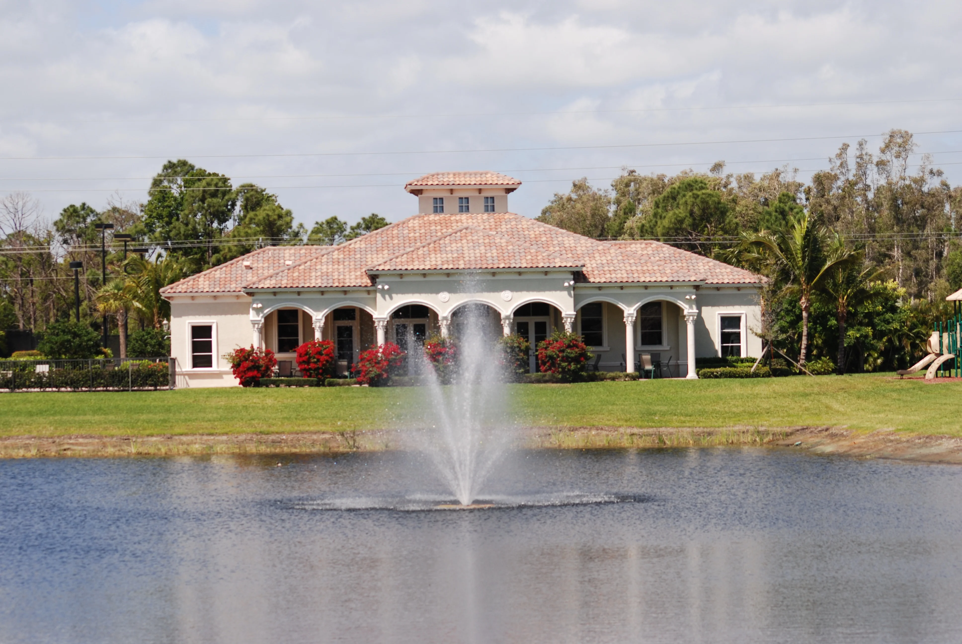 clubhouse_eb_3872