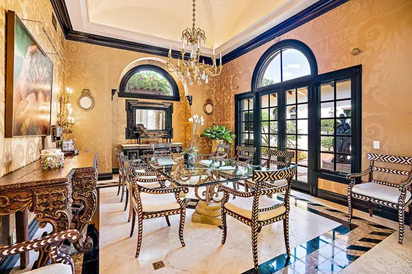 10 Must-See South Florida Family Dining Rooms