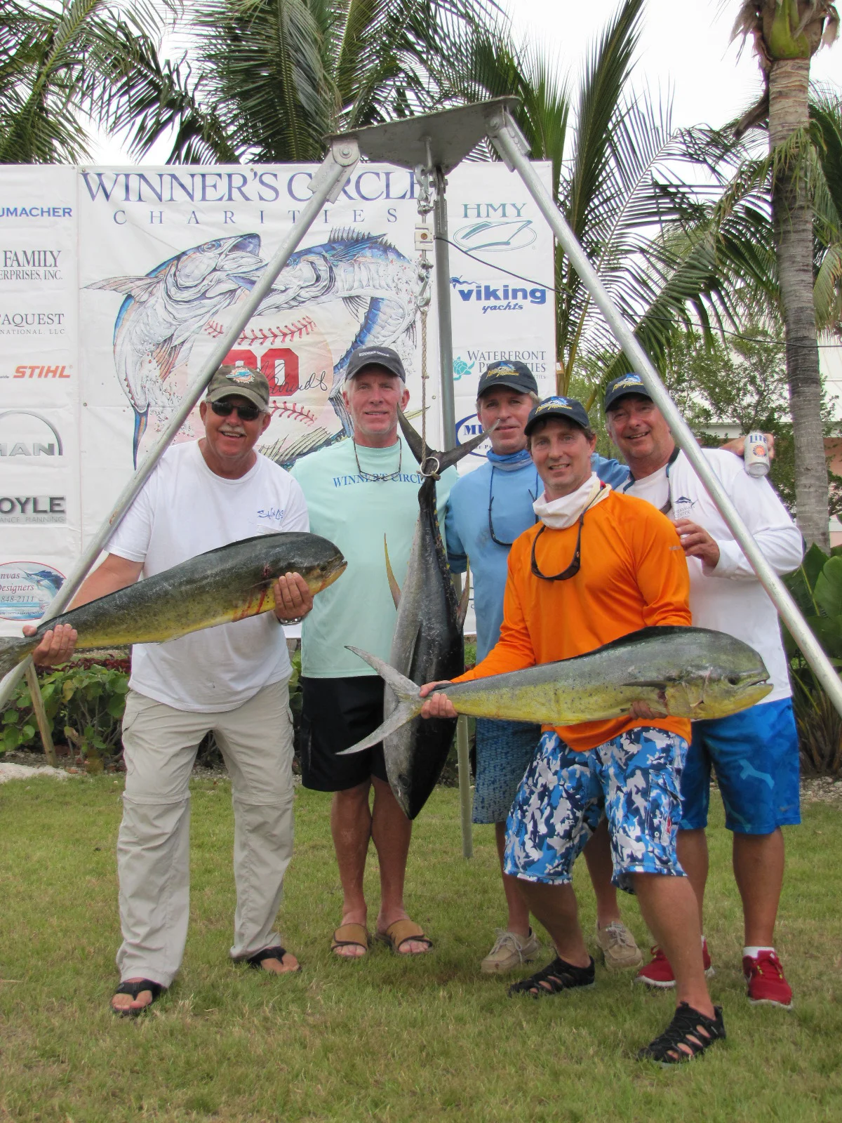 winners_circle_3_1600 winners_circle_3_1600