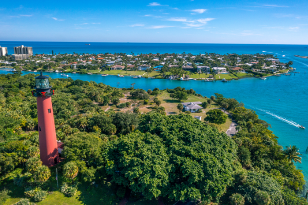 an aerial photo of homes in Jupiter Florida